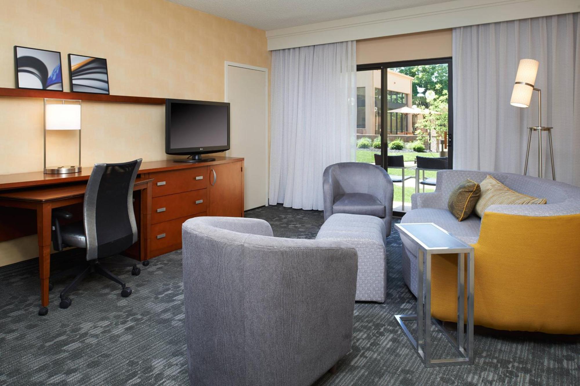 Courtyard Columbus Dublin Hotel Ngoại thất bức ảnh